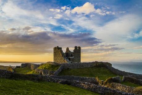 O'Brien's Castle on Inis Oirr with a sunset